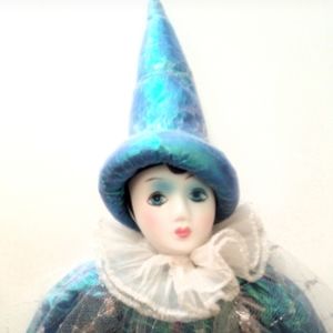 ❇️ Rare Collectible Doll Decor ❇️